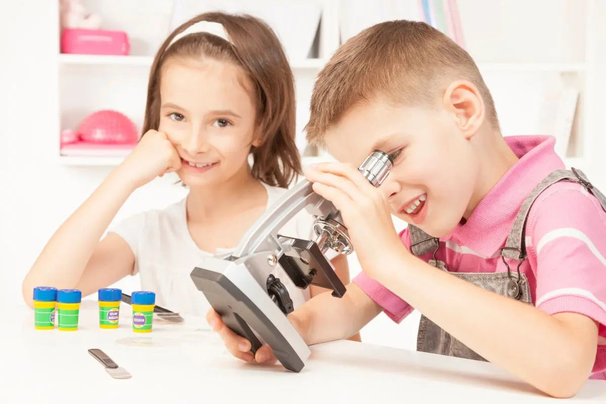 Les-meilleurs-microscopes-en-2025-Guide-d-achat-comparatif BBChoupette